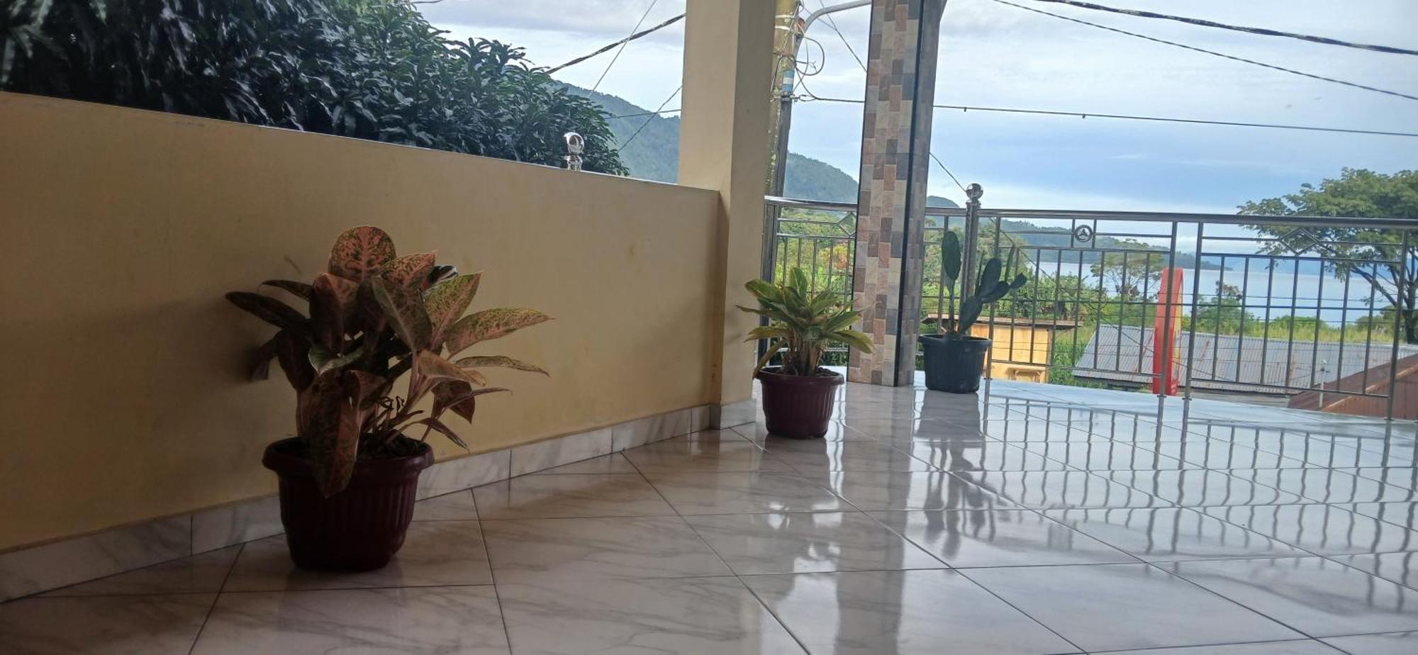 Toba Boi Hotel ตุกตุก ภายนอก รูปภาพ
